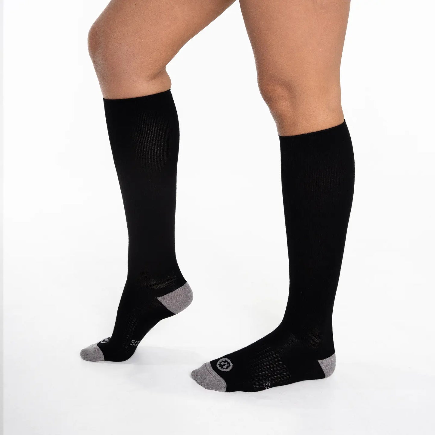 calcetines compresion altos de mujer negros