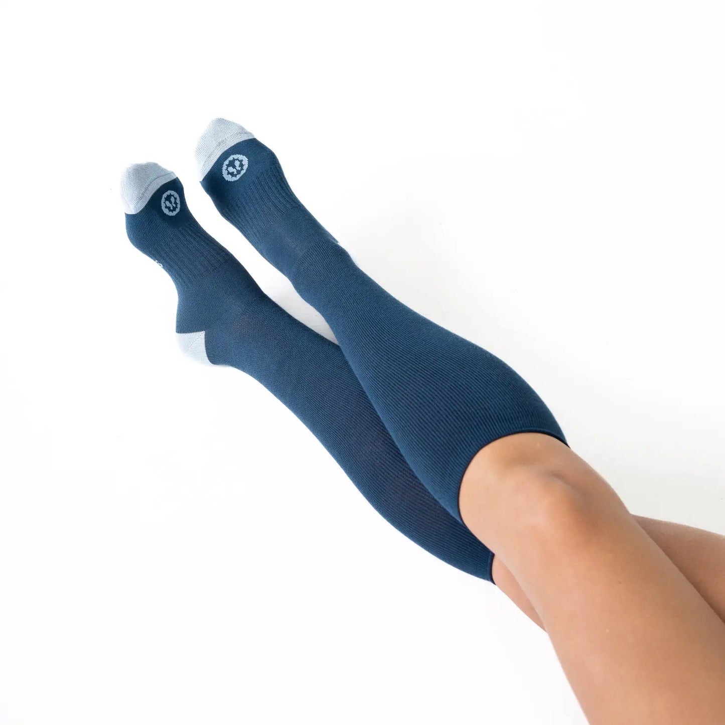 Calcetines de compresión para mujer, compresión ligera, color azul oscuro