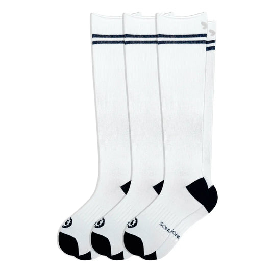 Pack Ahorro Calcetines Compresivos 3x2 modelo Vintage Old School blanco con 2 rayas negras. Fabricados en algodón y compresión ligera